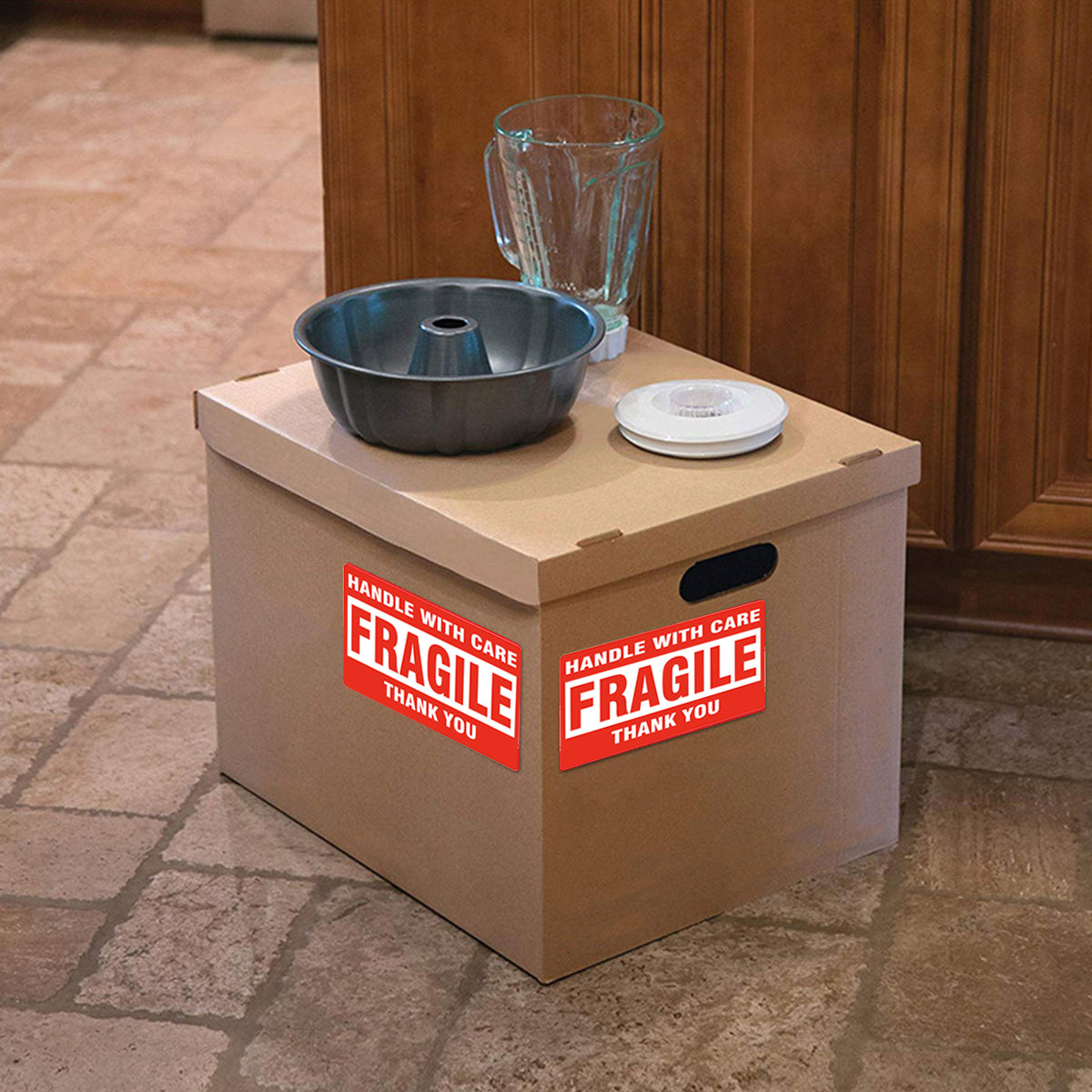 Fragile Warning Stickers Roll 3x5in Shipping Labels 500PCS