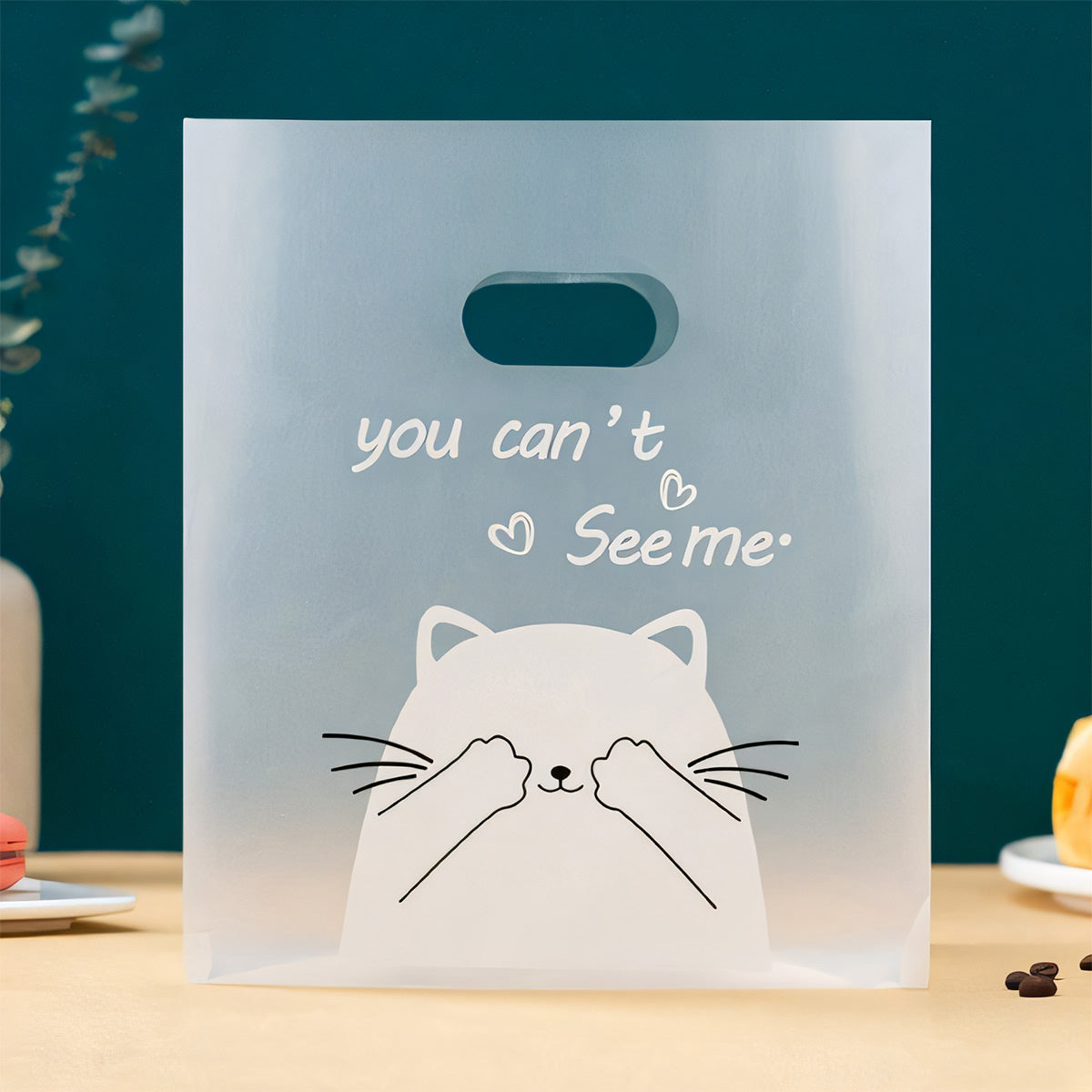 50PCS Frosted Plastic Gift Bags Reusable with Handle