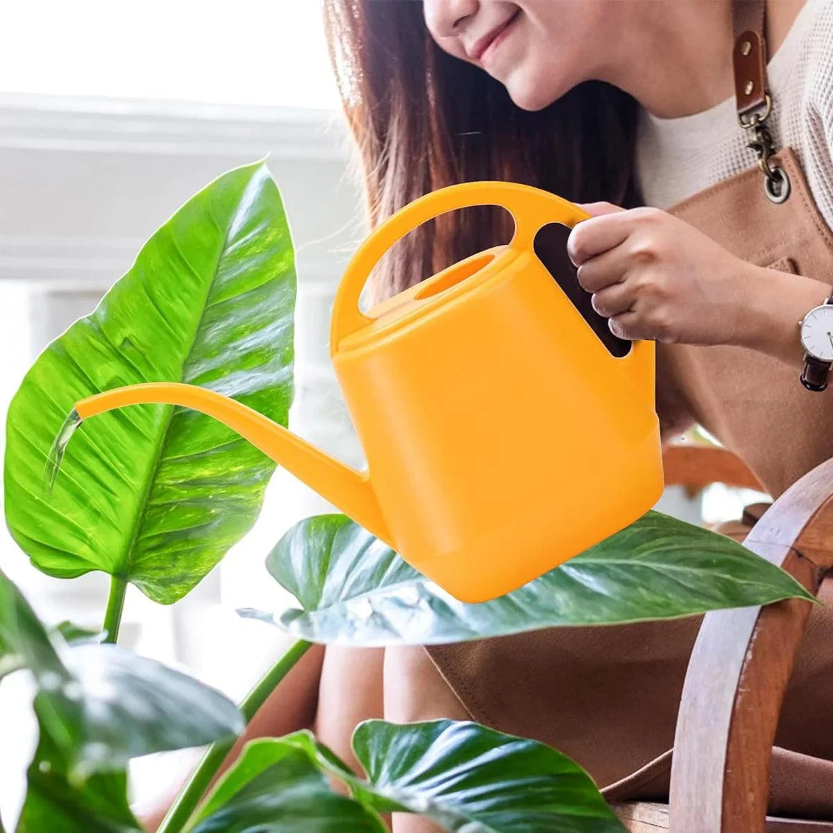 4L Long Spout Watering Can Gardening Tool 1Pack