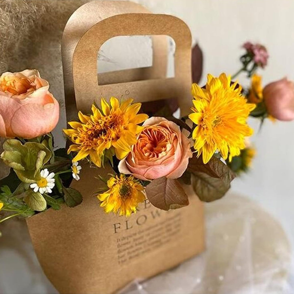 10PCS Handheld Kraft Paper Flower Bags Bouquet Gift Wrapping
