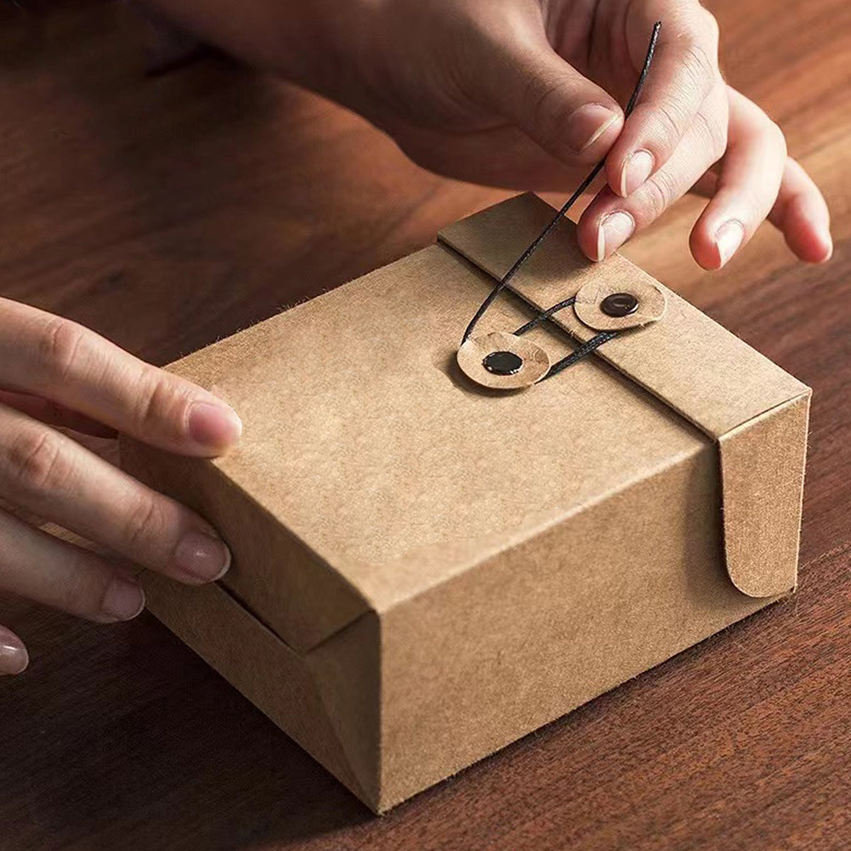 Kraft Paper Gift Boxes Drawstring Closure 2 Sizes for Small Item Packaging