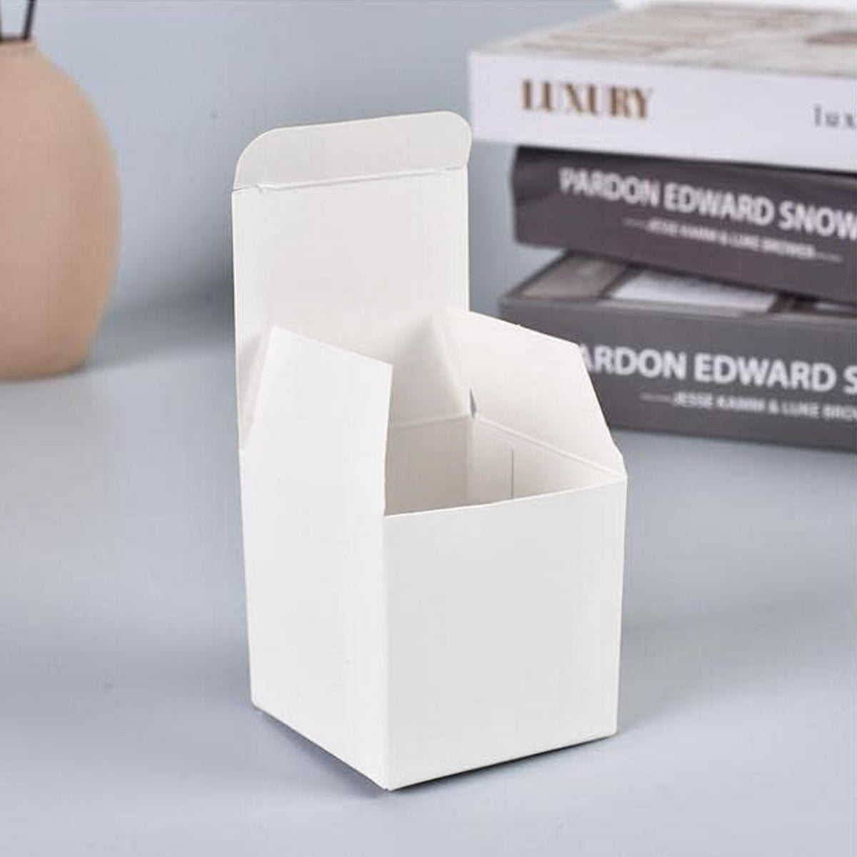 White Cardboard Gift Boxes 50PCS for Birthday Packaging