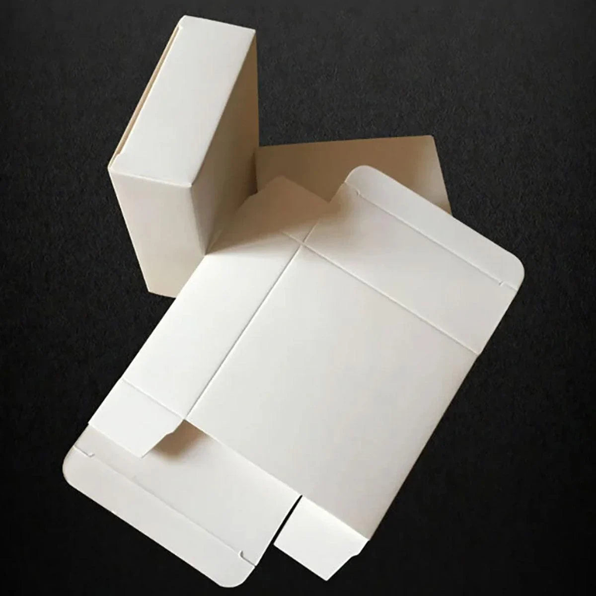 White_Cardboard_Boxes_Customisable_Flat-Folding_Gift_Packaging
