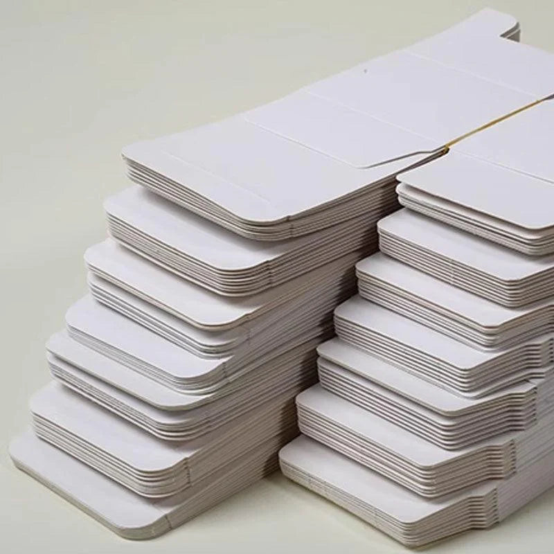 White_Cardboard_Boxes_Customisable_Flat-Folding_Gift_Packaging