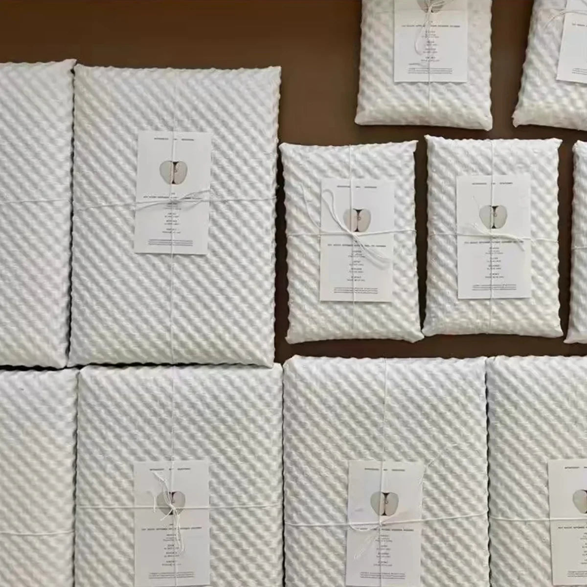 White Kraft Paper Roll Degradable Bubble Wrap Packaging