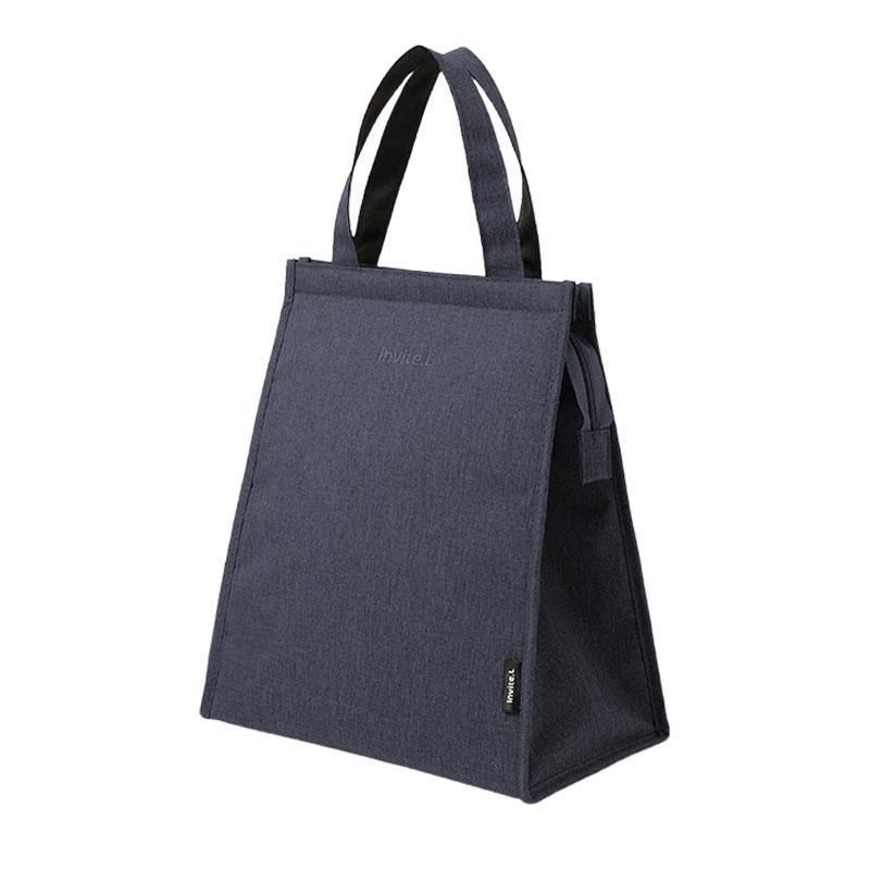 Chic and functional insulated lunch handbag for daily use