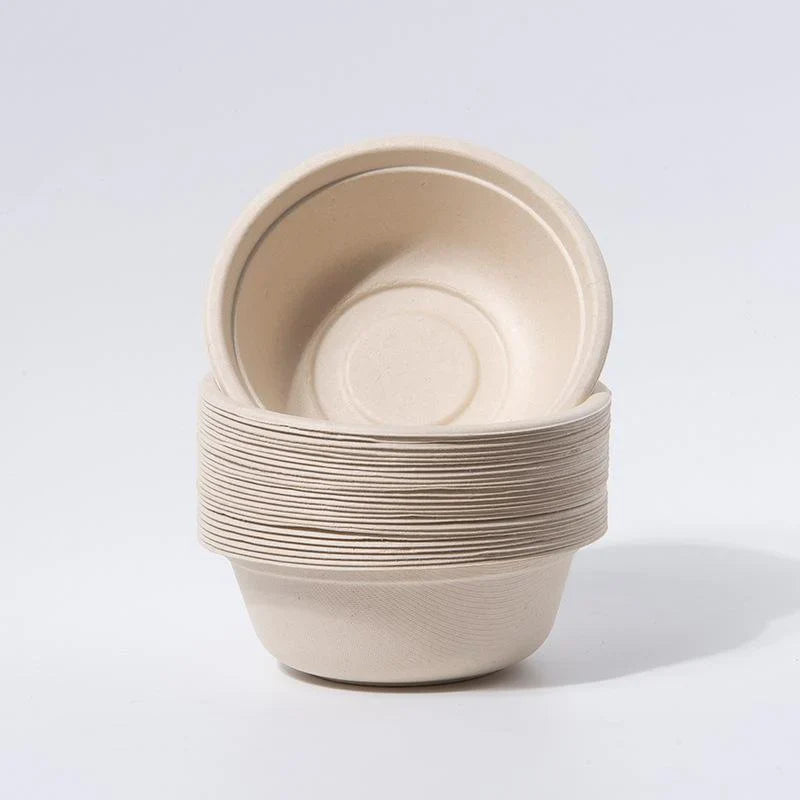 Salad bowl with secure lid for fresh meals