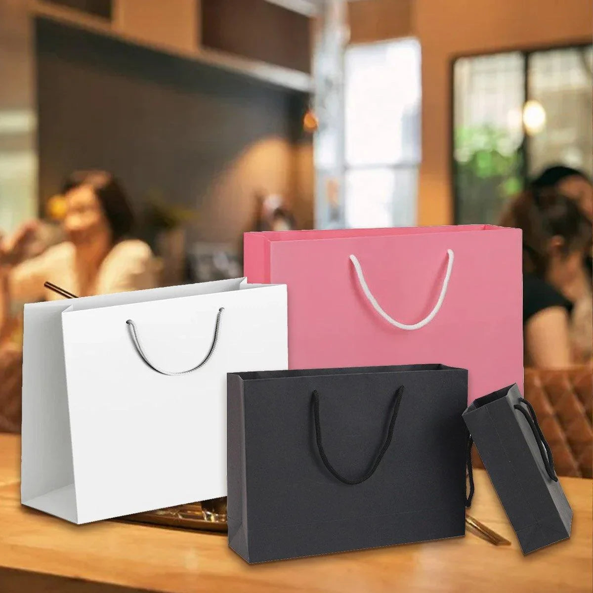 Elegant and Durable Cardboard Gift Bags for Any Occasion