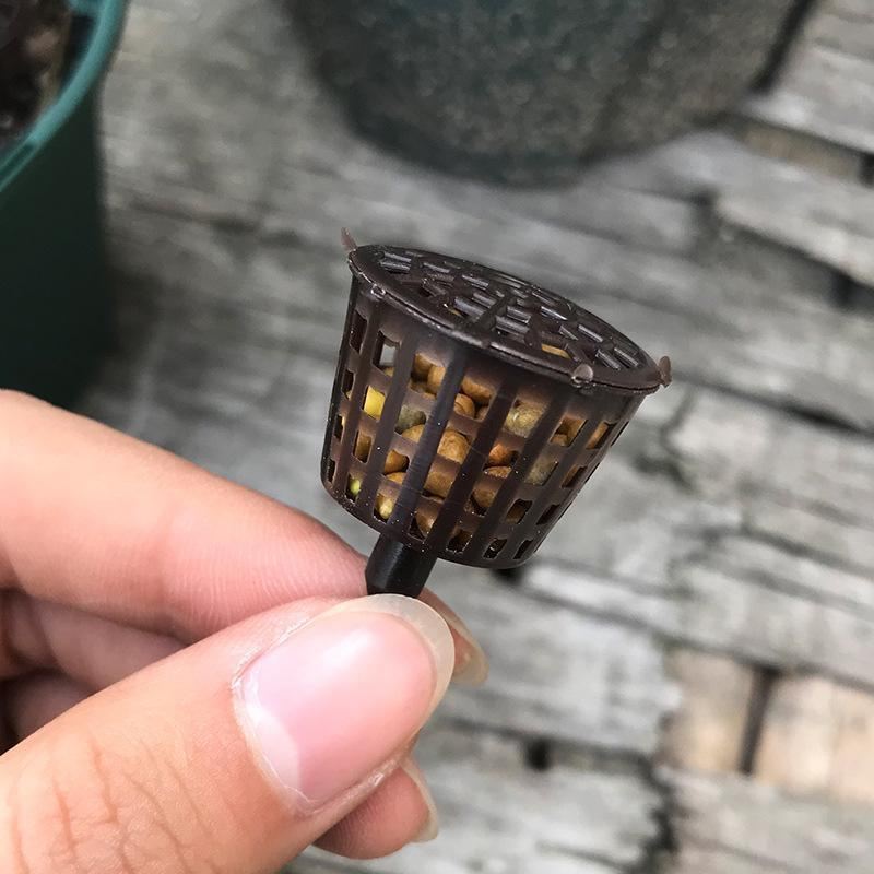 Enhance Plant Growth with the Efficient Fertilizer Basket