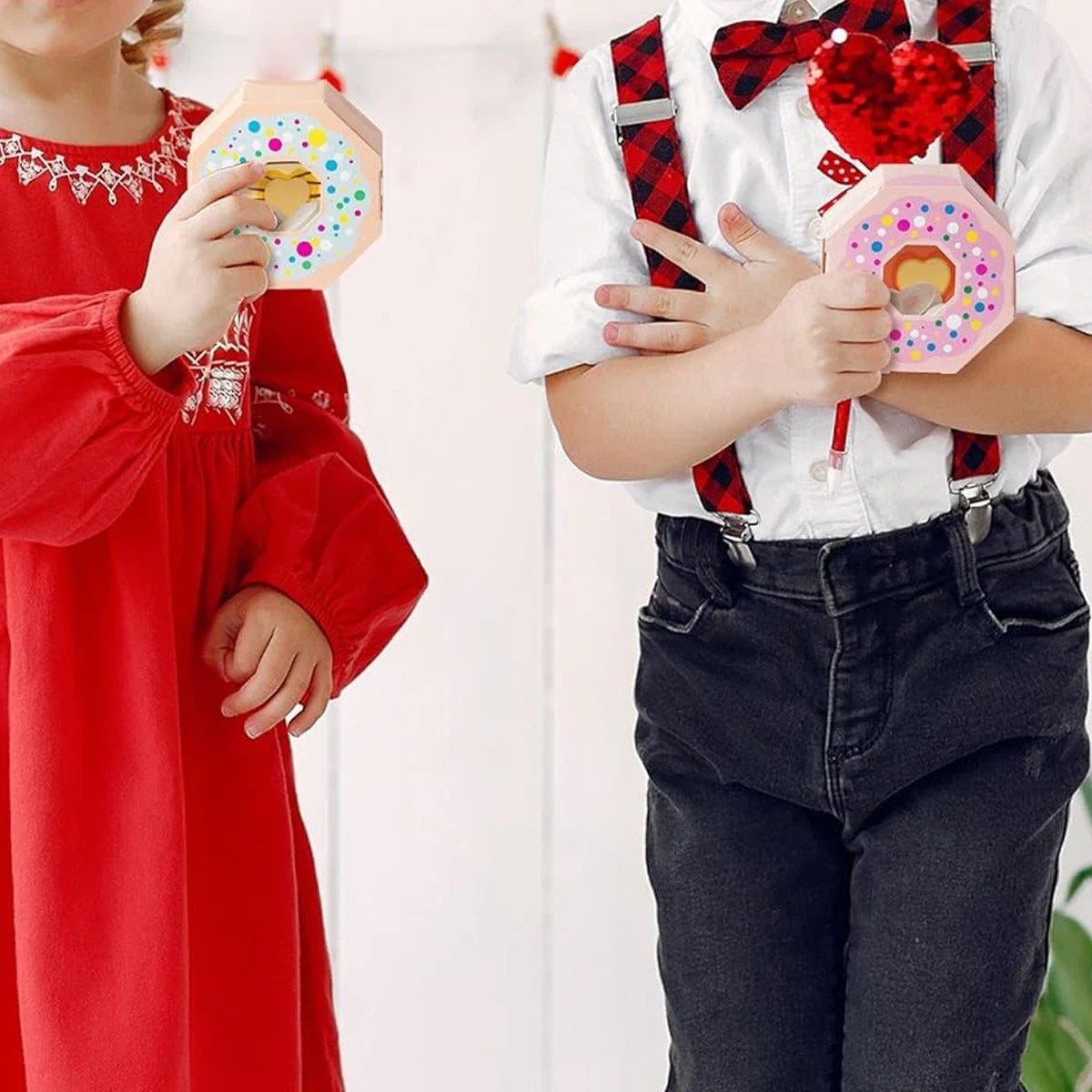 High-Quality Paper Candy Boxes 100PCS