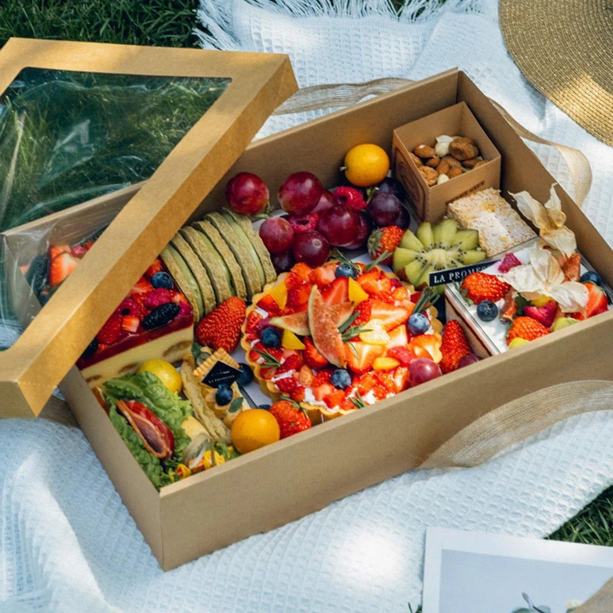 Grazing Boxes Kraft Paper with Clear Window 10PCS