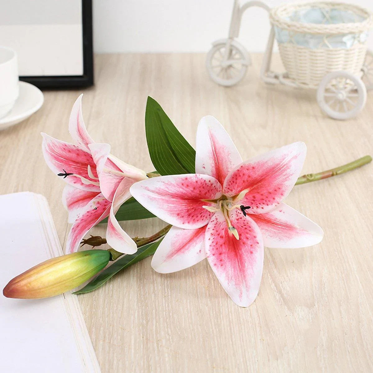 2PCS Artificial Flowers Lily