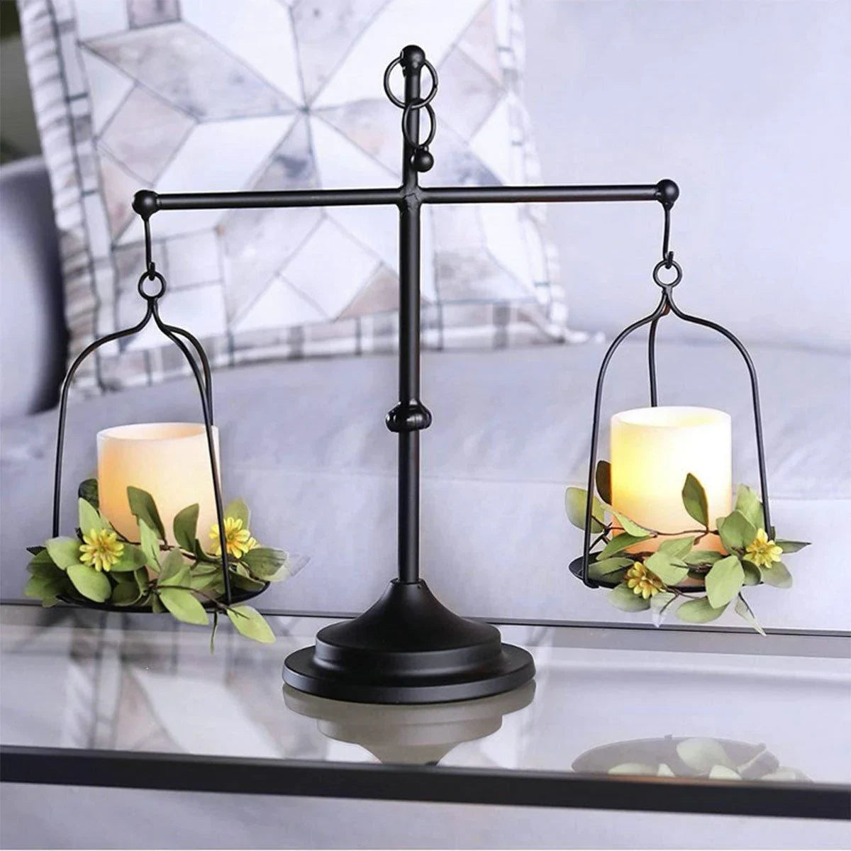 Black iron Balance Scale Candlestick 1PC