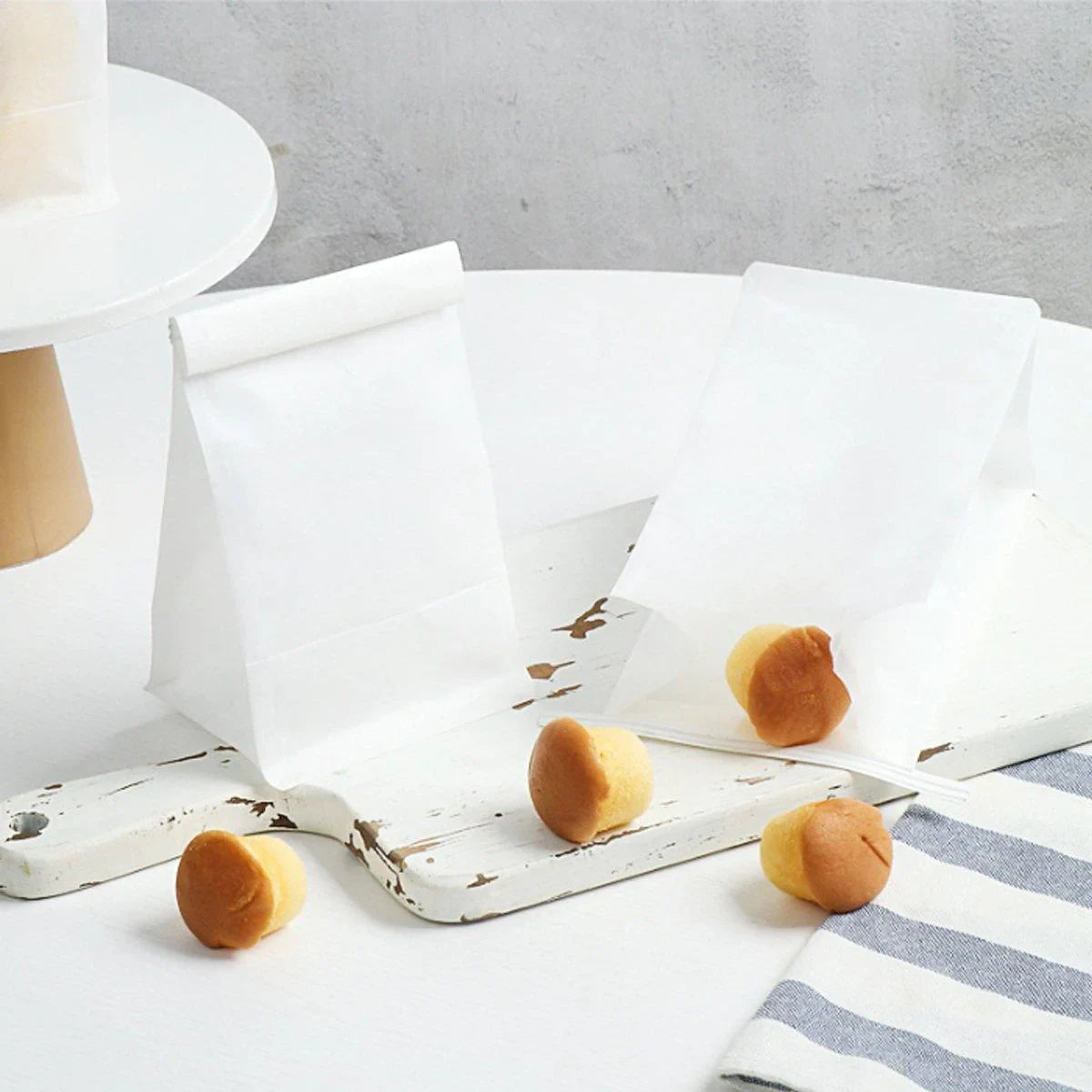 50PCS Oil-proof Self-standing Baking Packaging Seal Bag