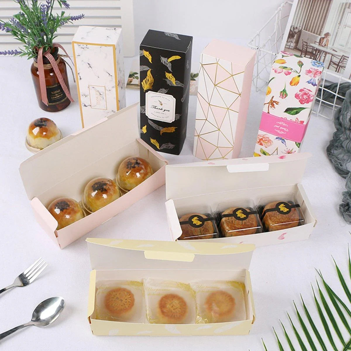 Long Strip Pastry Boxes Food-Grade Cardboard 25PCS