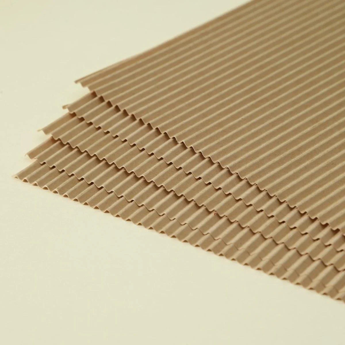 Keep your pizzas fresh and delicious with these high-quality pizza box pads.