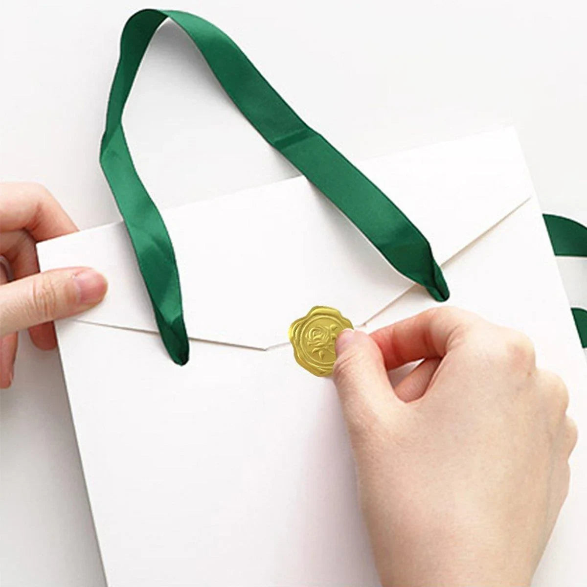 Self-Adhesive Golden Stickers for Packaging 400PCS