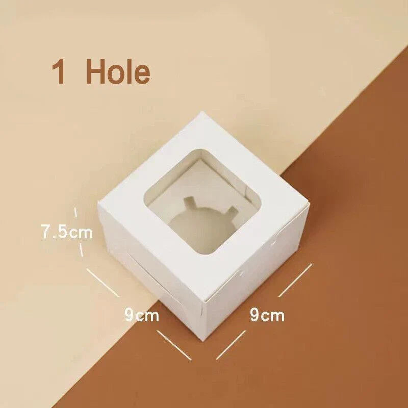 Durable and clear cupcake containers for transporting and storing cupcakes