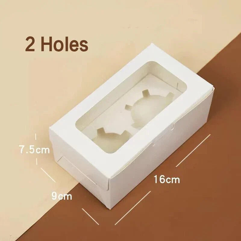 Durable and clear cupcake containers for transporting and storing cupcakes