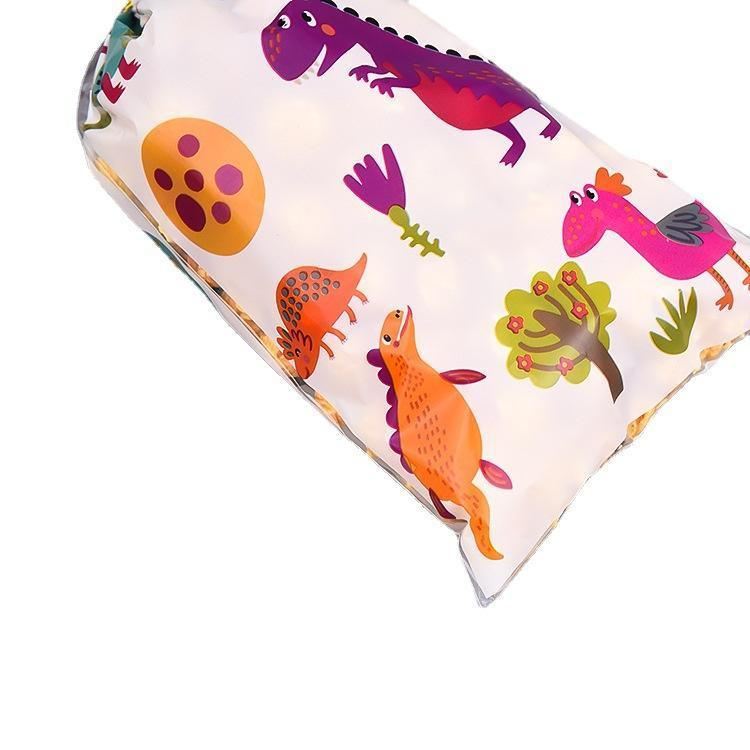 Make Your Party Roar with These Dinosaur Cookie Bags