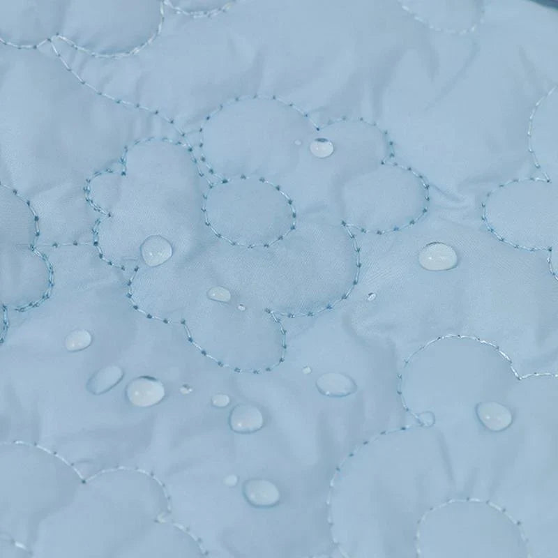 Stylish and compact travel makeup pouch with multiple compartments