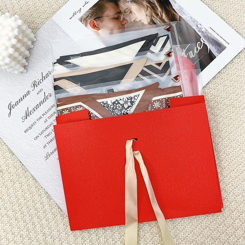 Elegant envelope gift card for stylish and memorable gifting