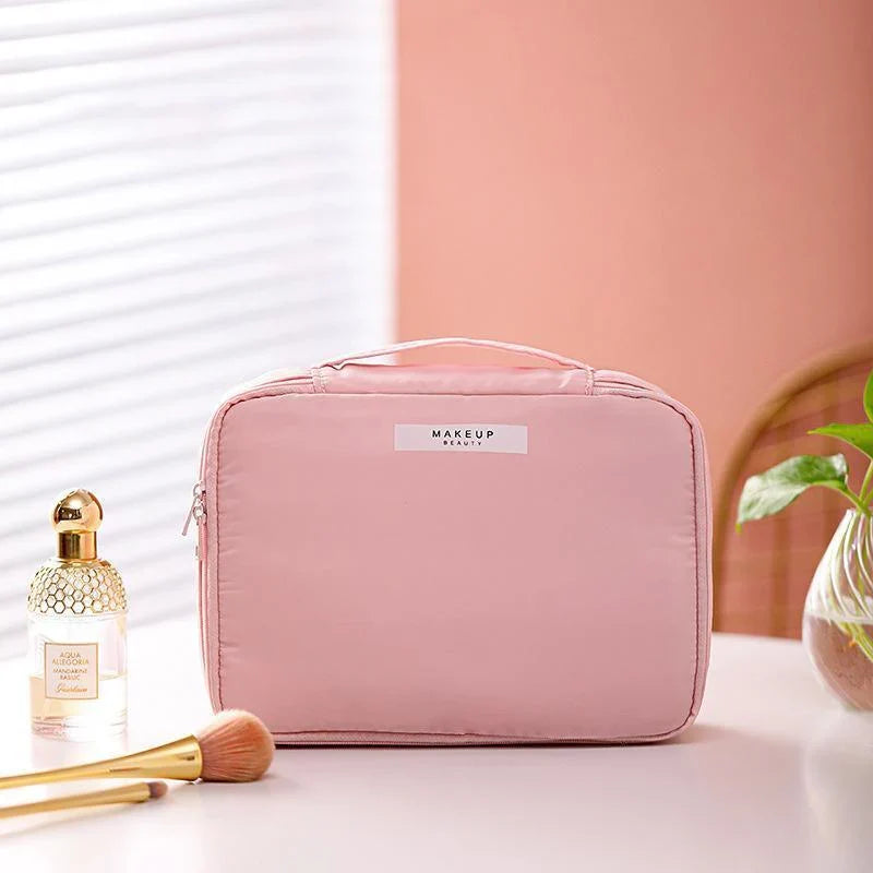 Stylish and functional cosmetic organiser bag for travel