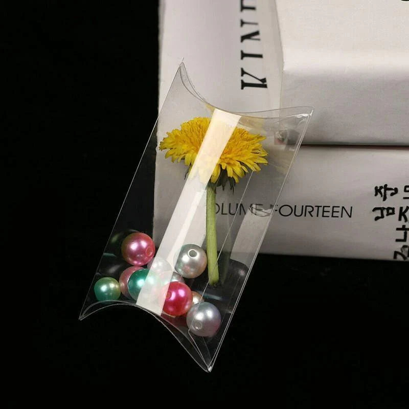 Pillow box for elegant gift presentation