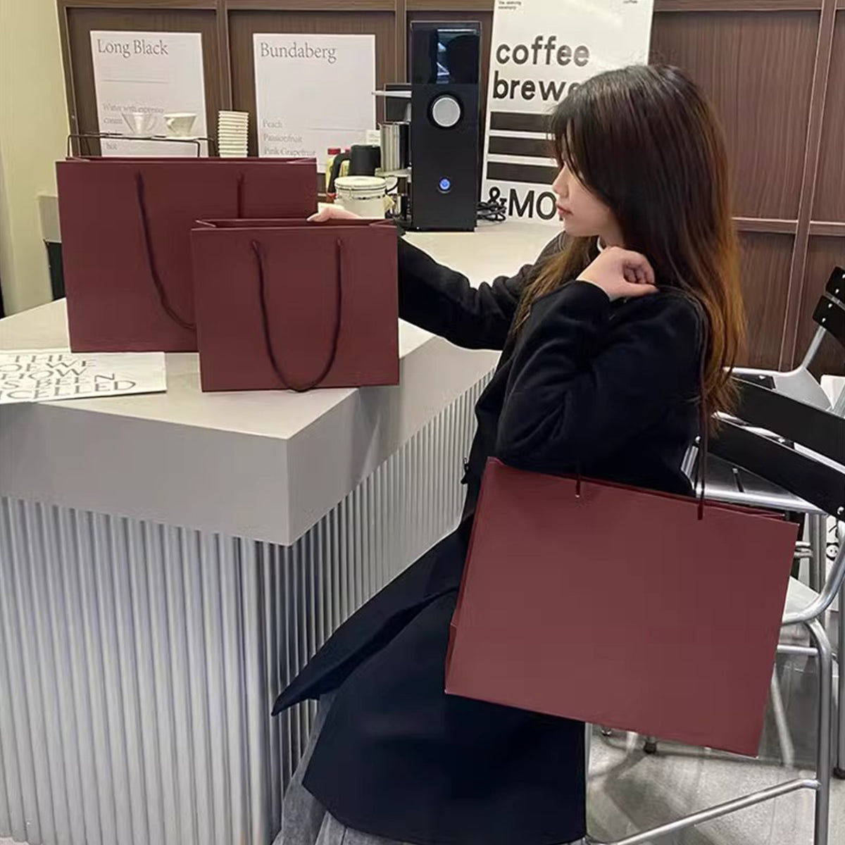 10PCS Clothing Gift Bags Durable Kraft Paper Shopping & Packaging