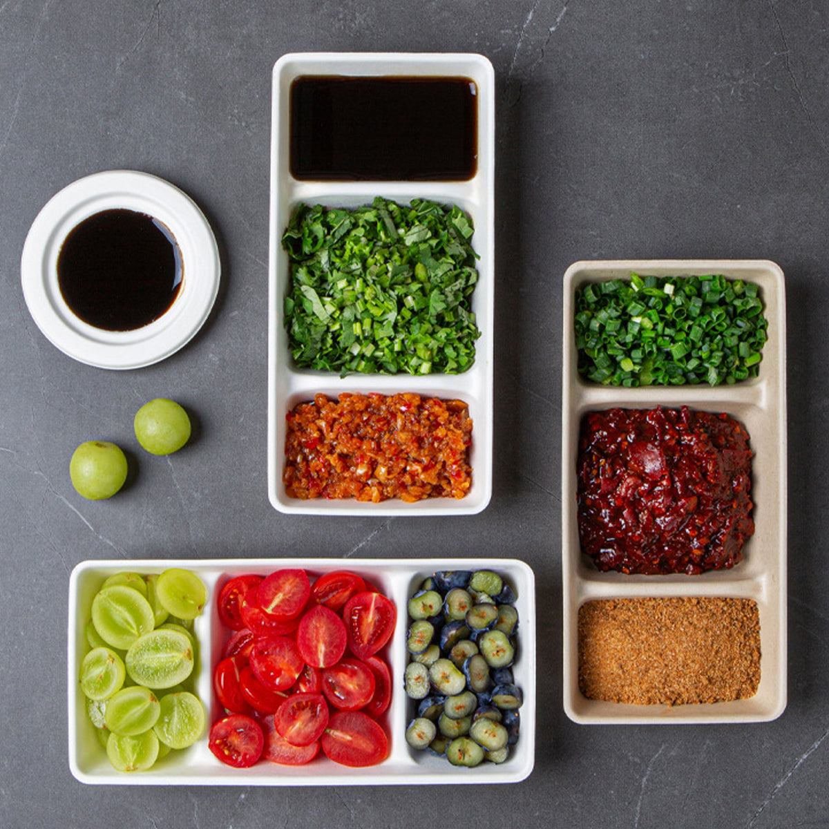 30PCS Disposable Pulp Three Compartment Dip Box for Sushi BBQ Condiment