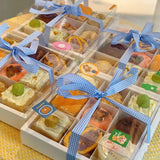 Elevate Your Packaging with Our Versatile Clear Lid Pastry Box