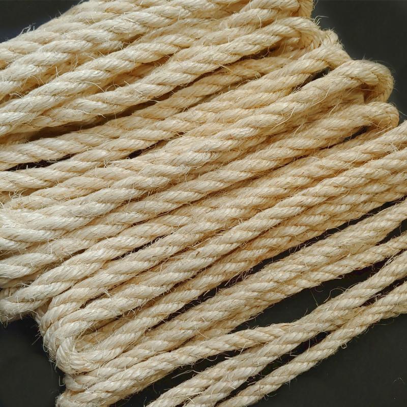 Durable jute rope for crafting and heavy-duty use