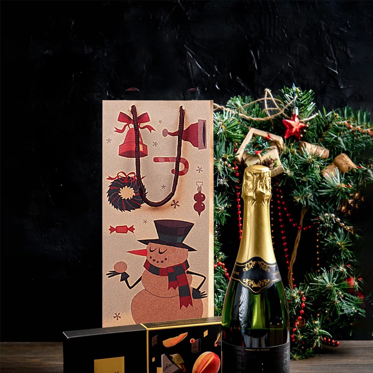 Make your holiday gifting extra special with our 20PCS Christmas Wine Bottle Gift Bags.