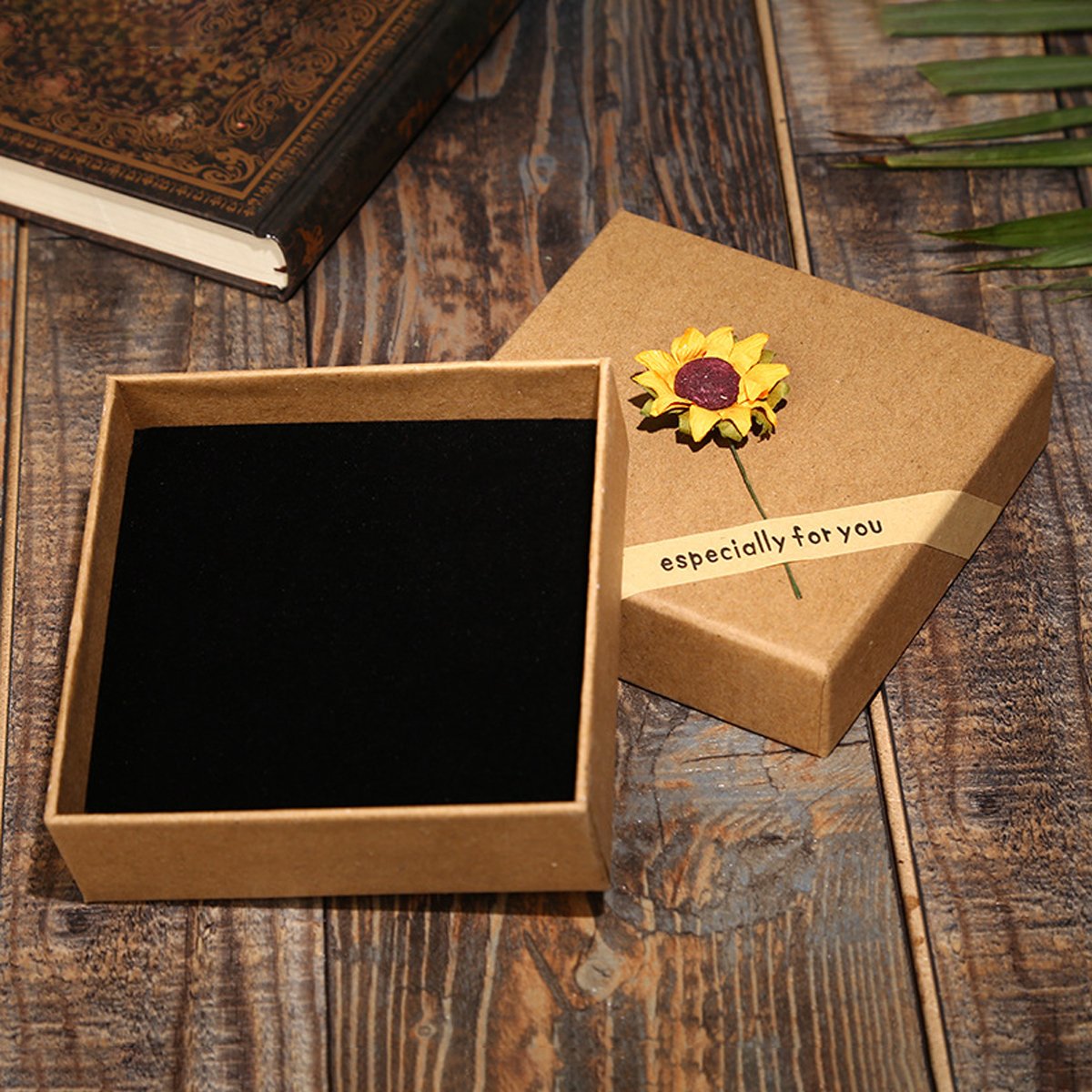 Durable Kraft Paper Sunflower Gift Boxes for Jewelry Packaging 50pcs