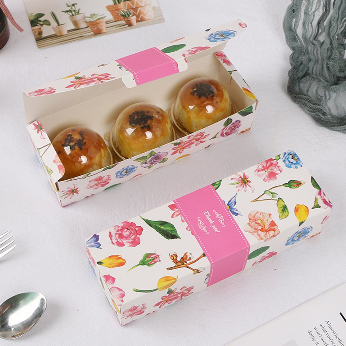 Long Strip Pastry Boxes Food-Grade Cardboard Elegant Design 25pcs