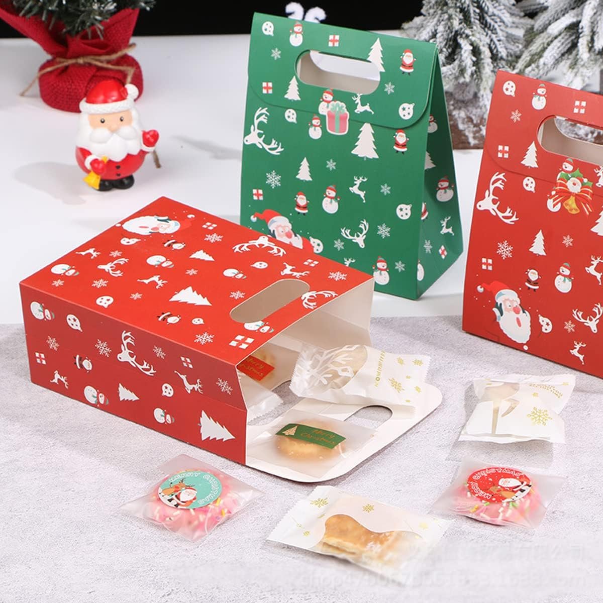 Celebrate the festive season with our Christmas Candy Cookie Biscuit Packaging Boxes.