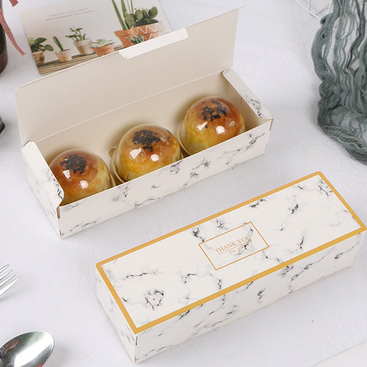 Long Strip Pastry Boxes Food-Grade Cardboard Elegant Design 25pcs