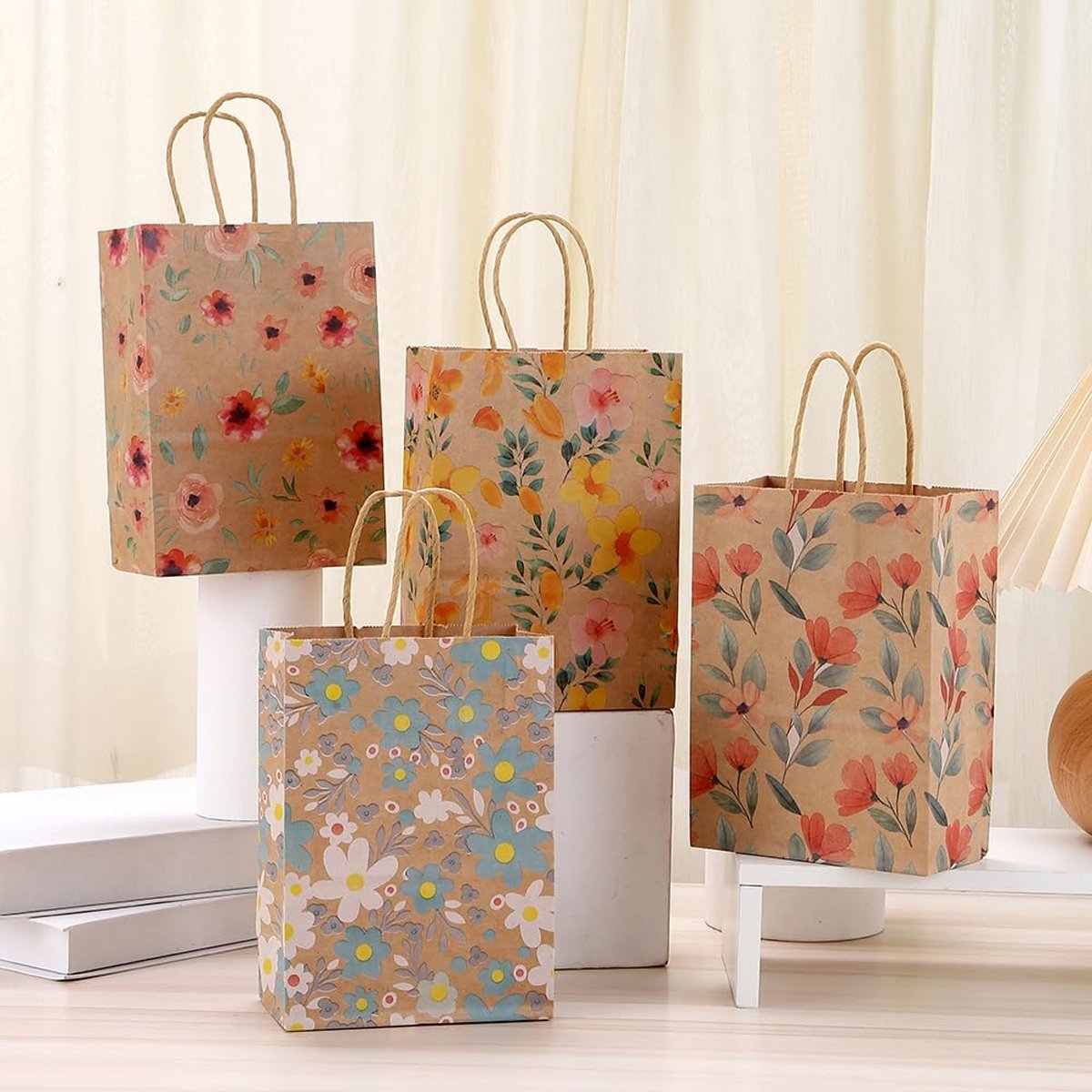 Kraft Gift Bag Maple Leaf Party Packaging 32PCS