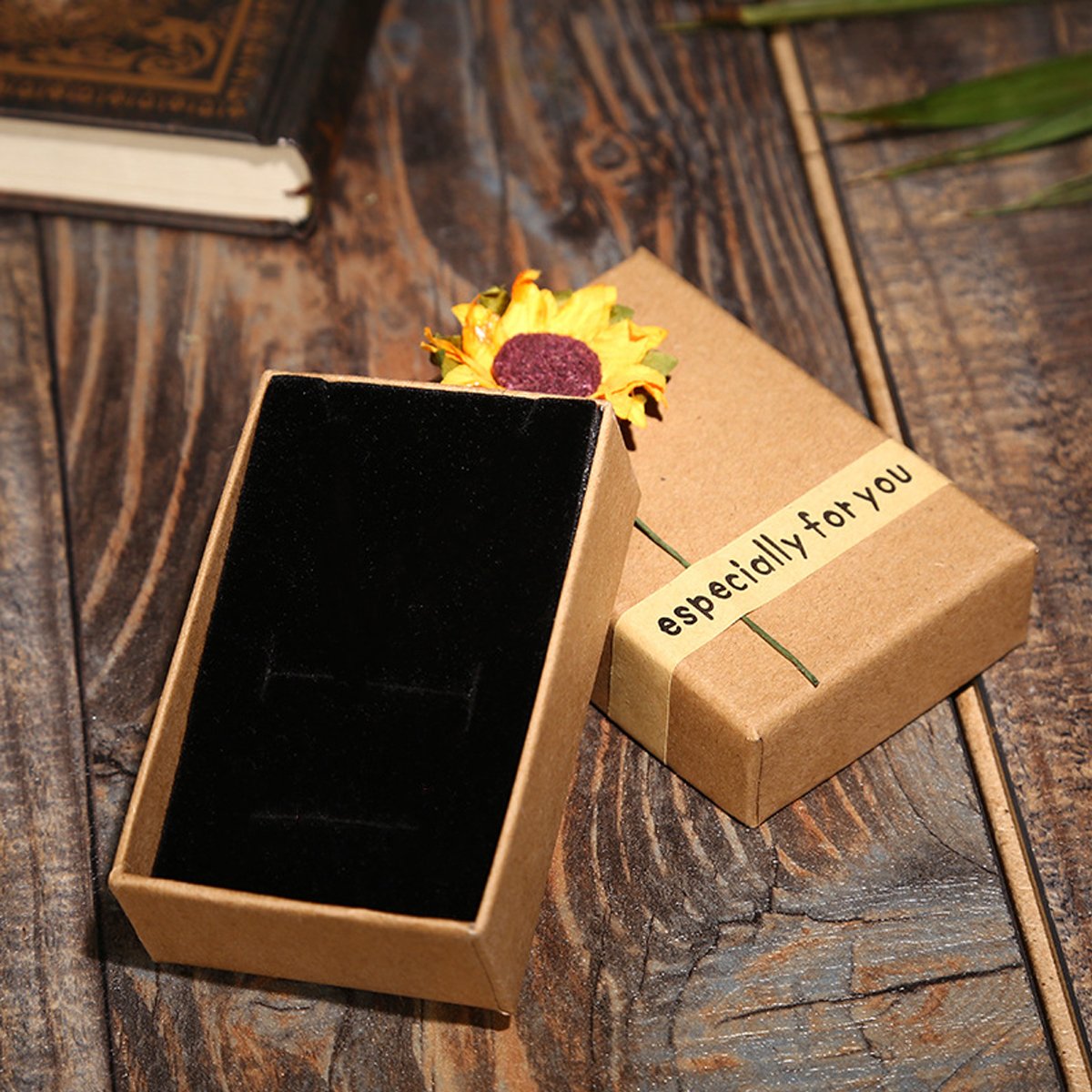 Durable Kraft Paper Sunflower Gift Boxes for Jewelry Packaging 50pcs