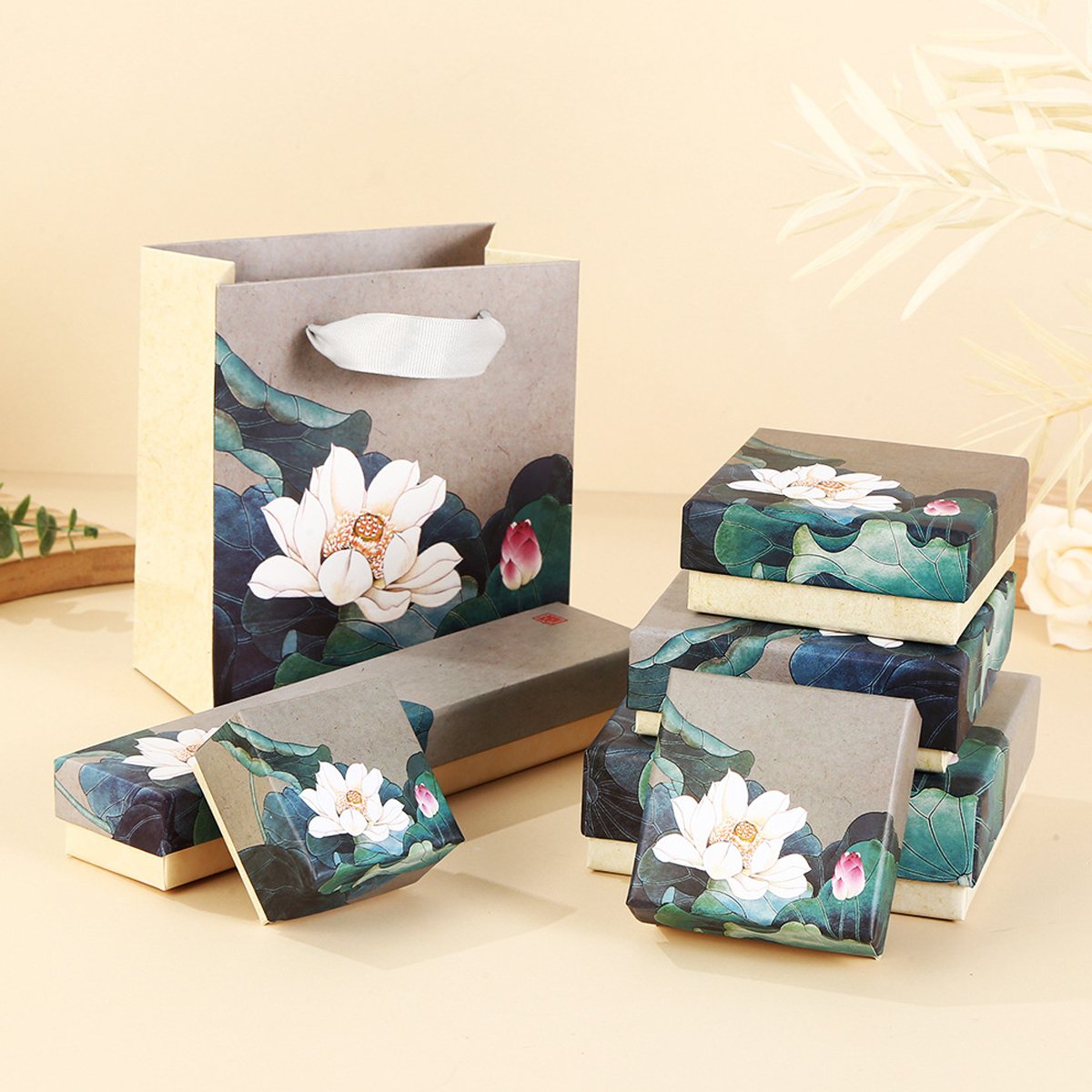 High-Quality Paper Vintage Lotus Jewelry Boxes with Velvet Lining 50pcs