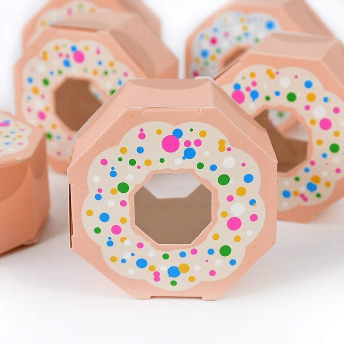 High-Quality Paper Fun Doughnut-Shaped Candy Boxes for Parties 100pcs