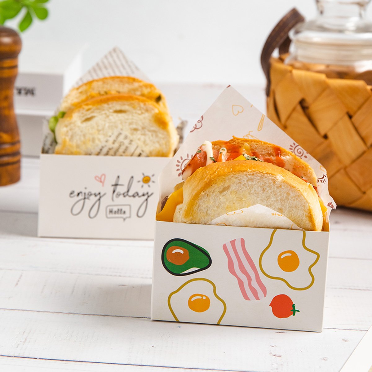 Food-Grade Paper Sandwich Boxes with Multicoloured Designs for Cafes and Bakeries 100 pcs