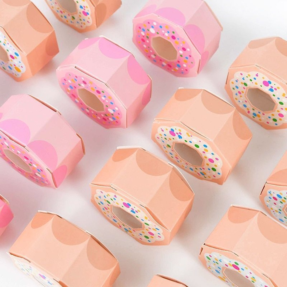 High-Quality Paper Fun Doughnut-Shaped Candy Boxes for Parties 100pcs