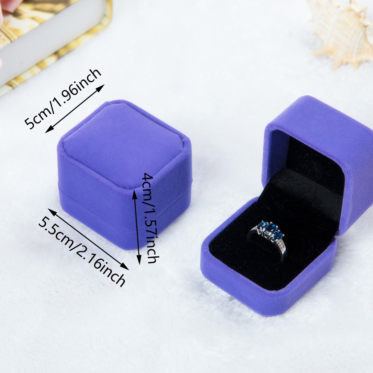 This set of 10 flannelette jewellery boxes is perfect for storing and presenting your valuable jewellery in style.