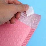 Mailer envelopes for convenient and secure shipping