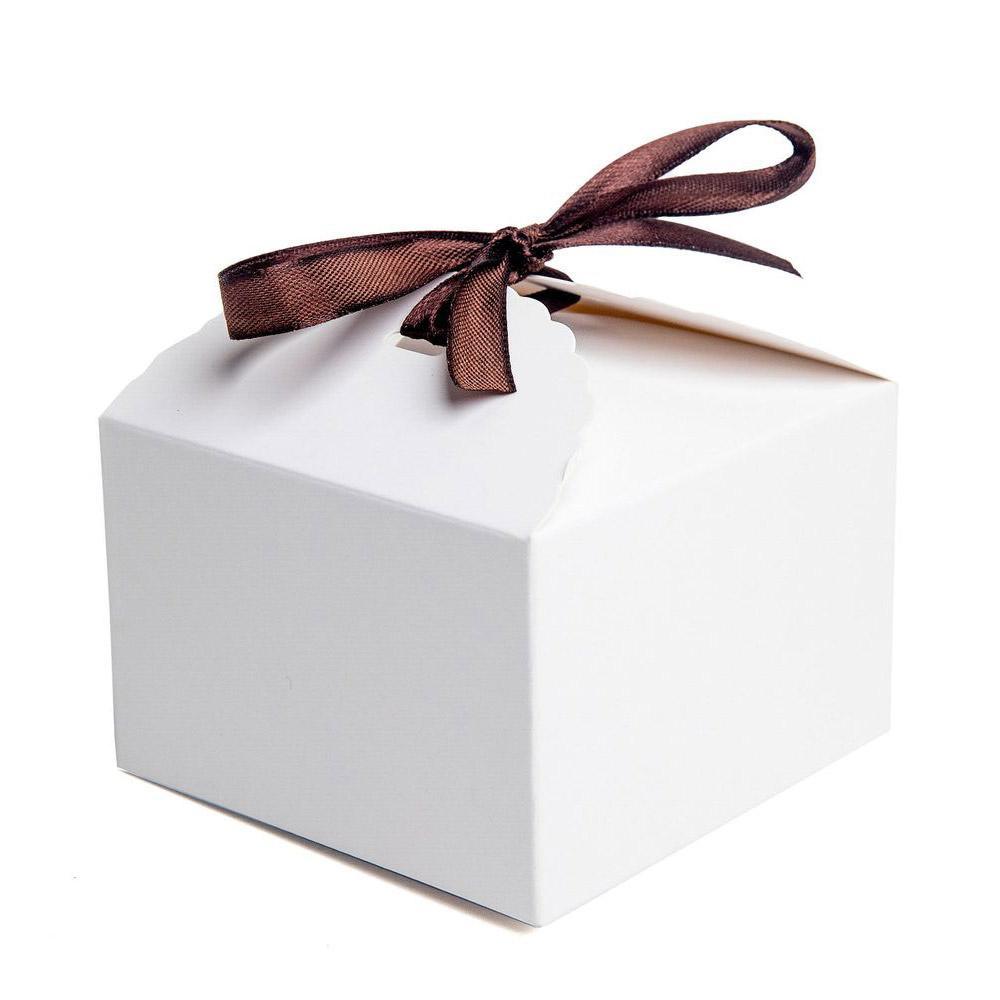 Stylish Paper Gift Box for Bakery and Dessert Presentation